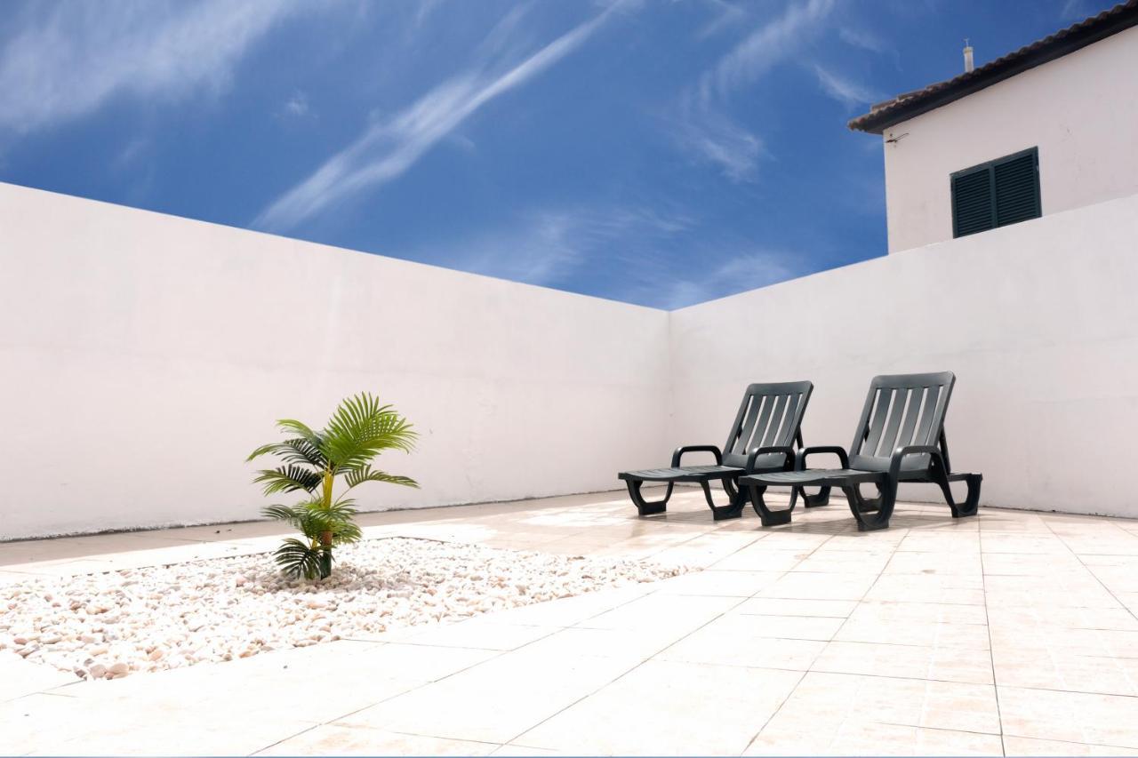 Magnolia - Casa Com Dois Quartos Junto Ao Mar - Renovada Em 2023 Mosteiros  Dış mekan fotoğraf